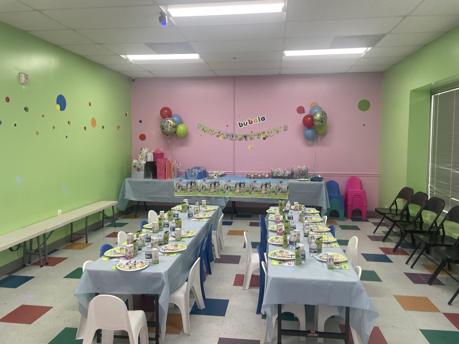 Blue and white party room with coordinated place settings